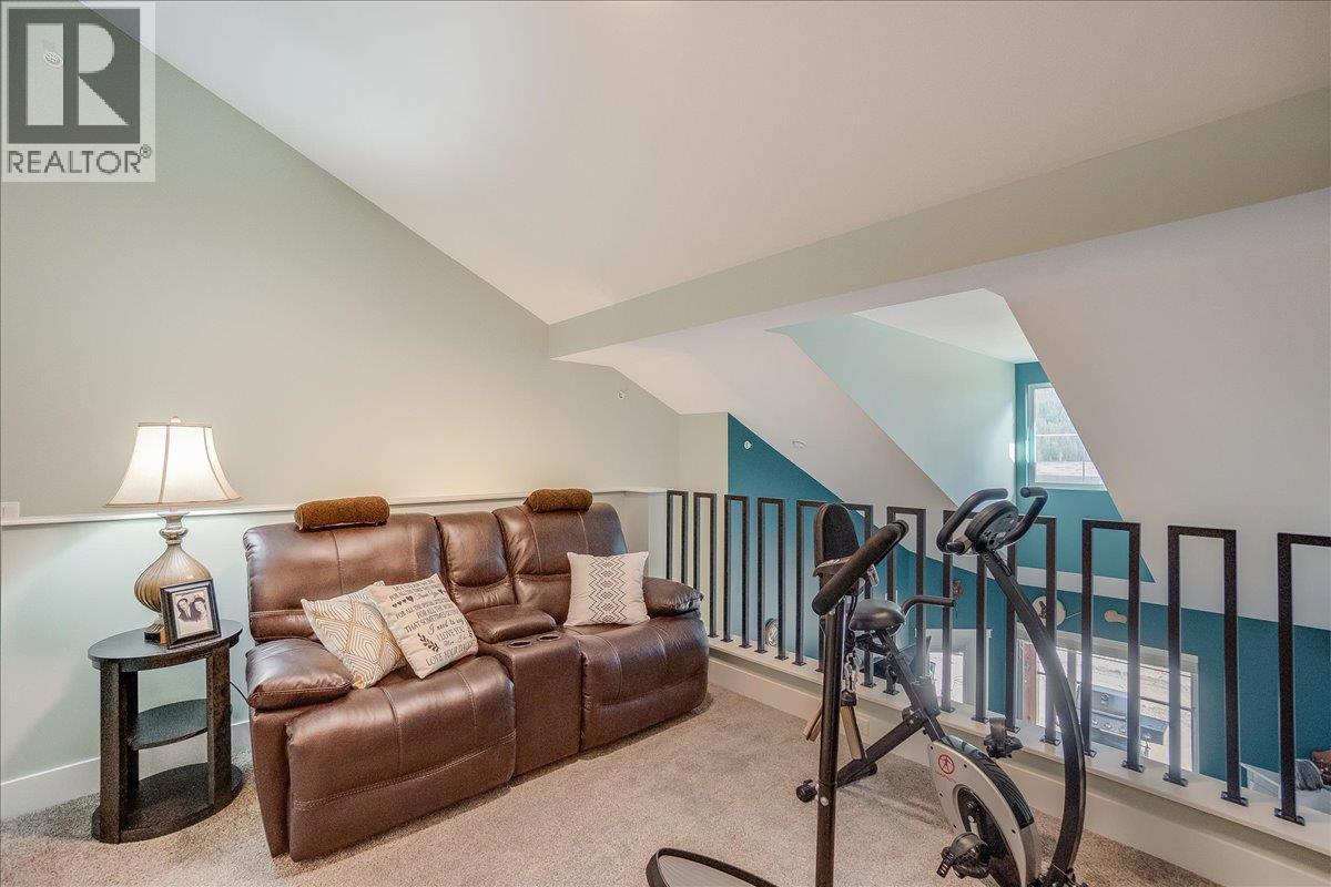 5570 Broadwater Road Unit# 315, Castlegar