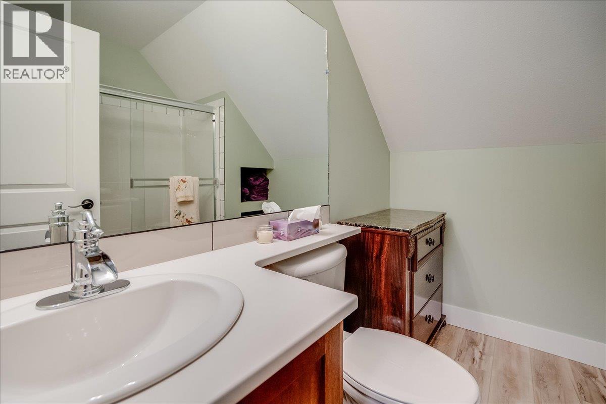 5570 Broadwater Road Unit# 315, Castlegar