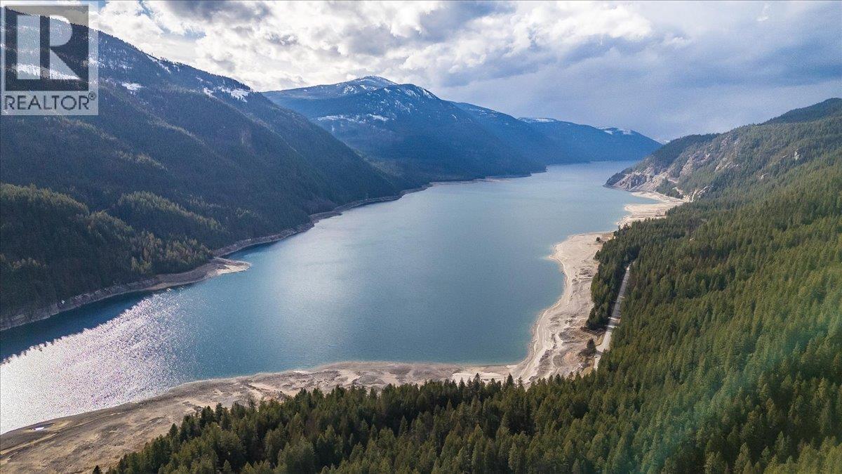 5570 Broadwater Road Unit# 315, Castlegar