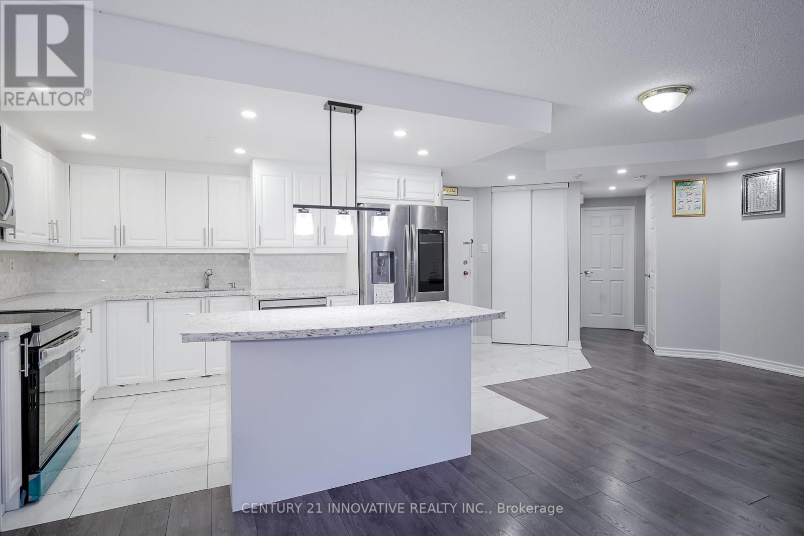 #205 5580 SHEPPARD AVENUE E - 10