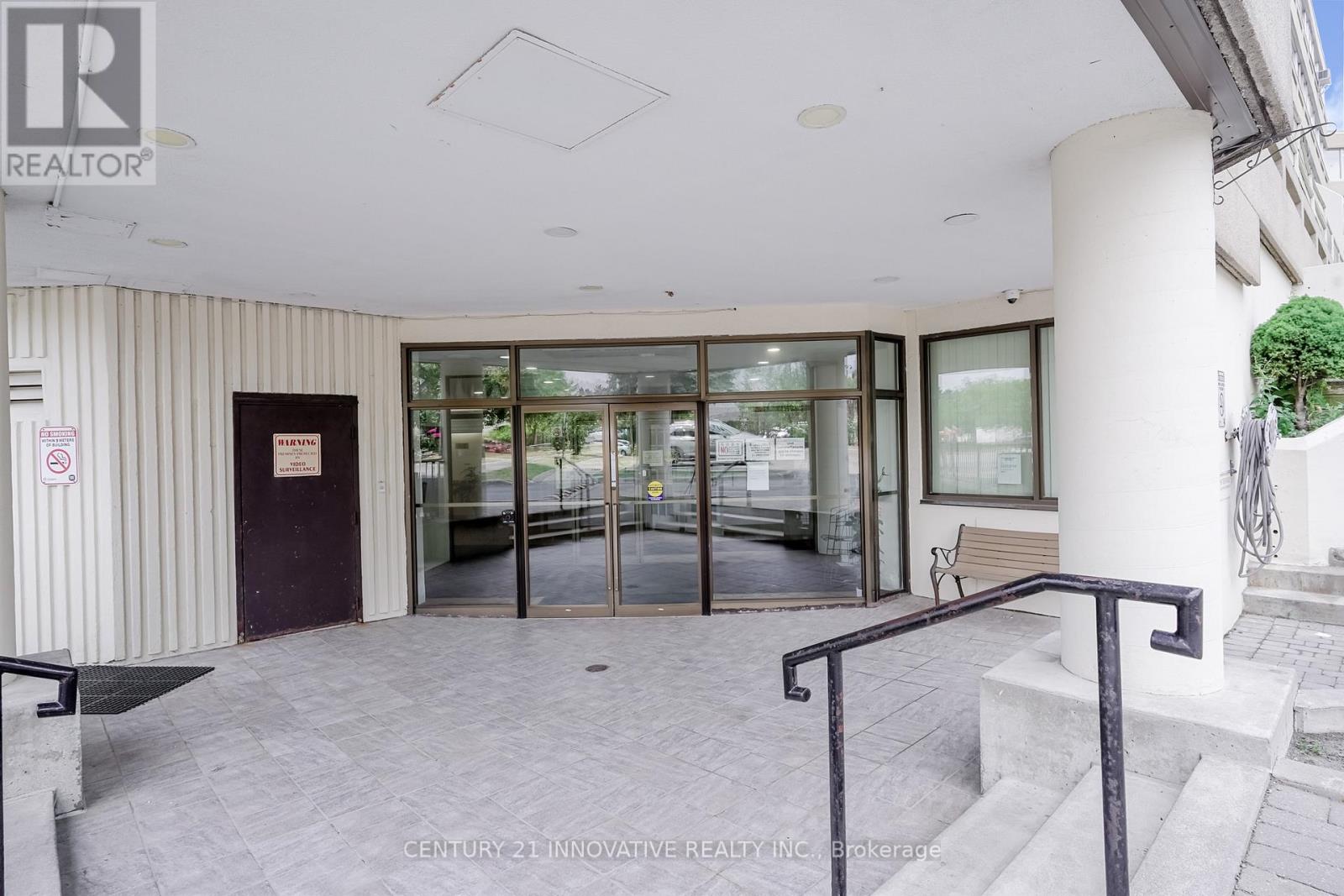 #205 5580 SHEPPARD AVENUE E - 4