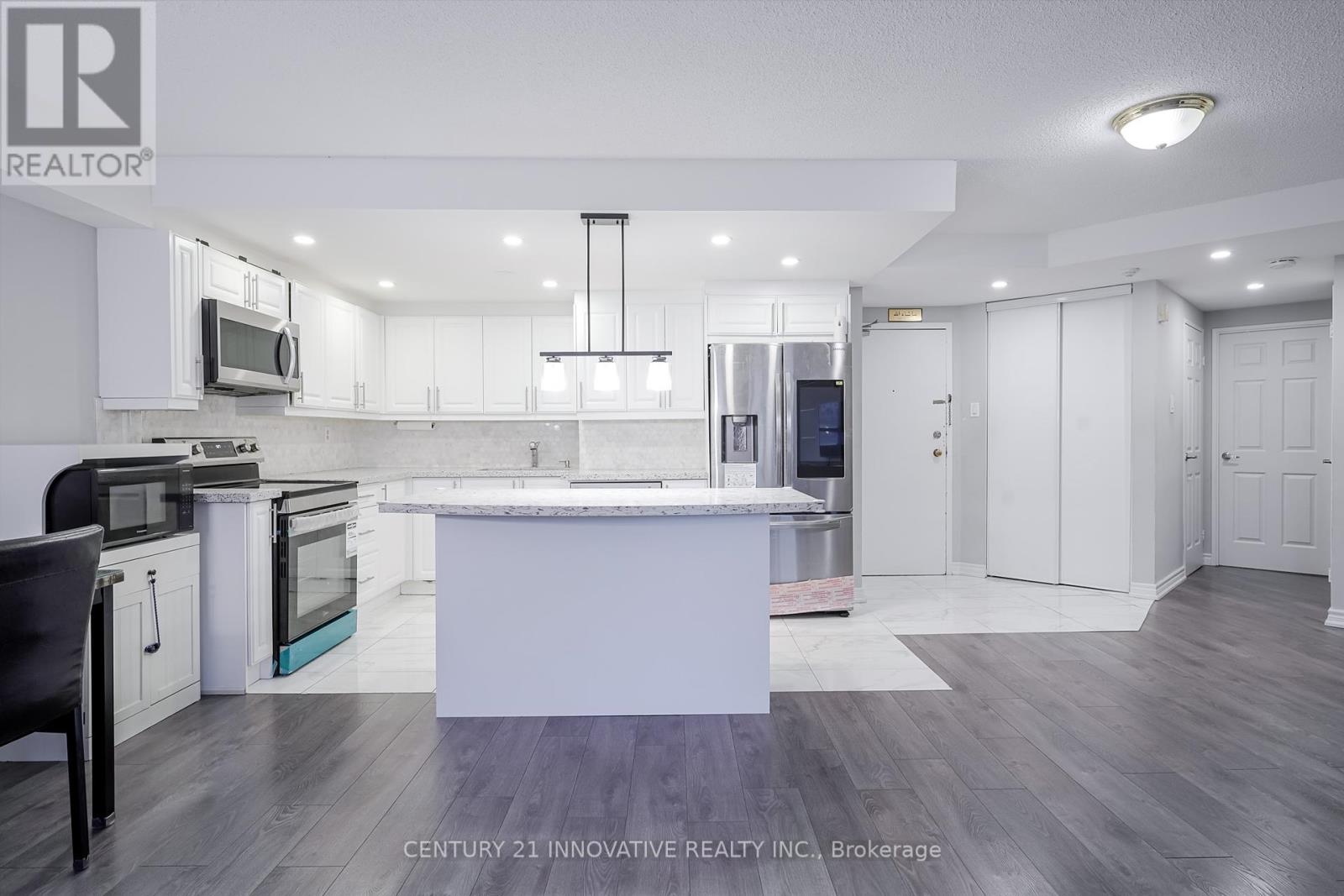 #205 5580 SHEPPARD AVENUE E - 9
