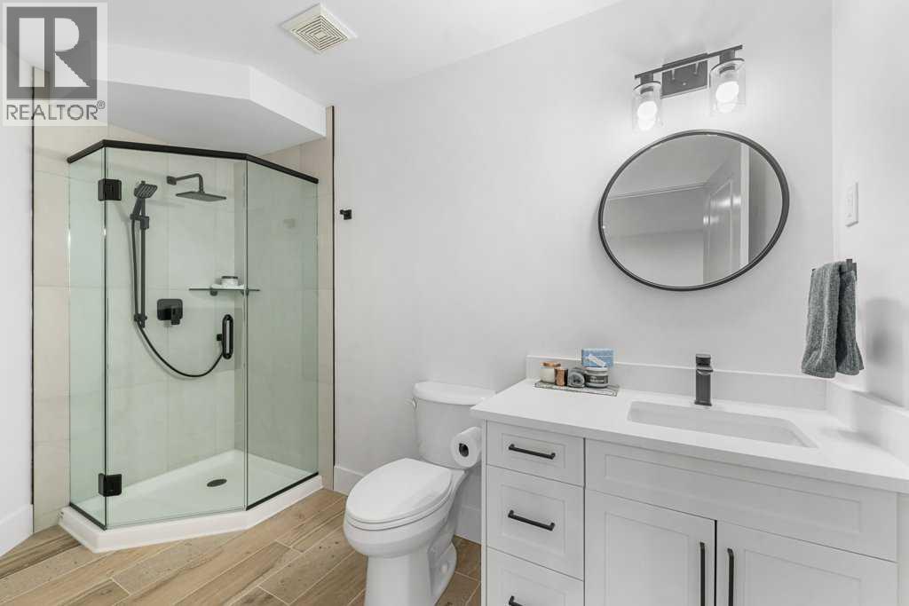 Single Family House for Sale in  Mckenzie Lake Point SE McKenzie Lake Calgary 