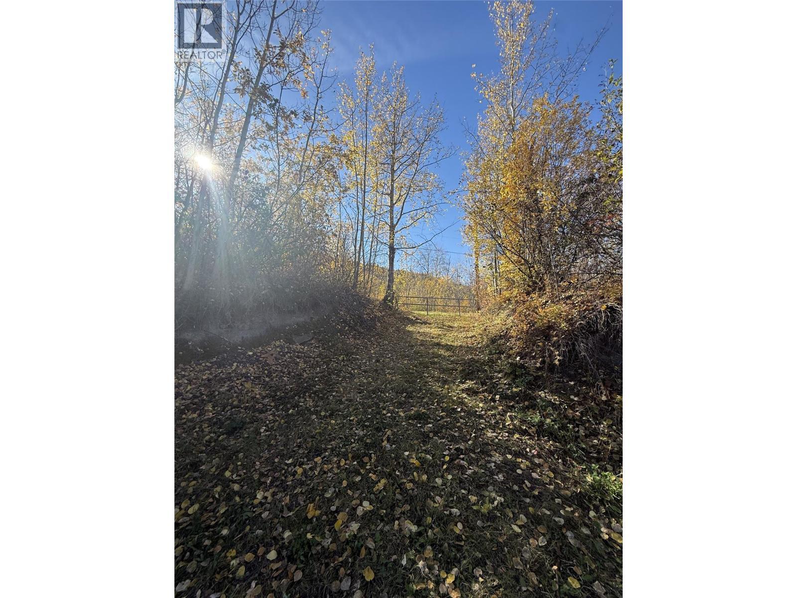 6756 South Moberly Lake Road, Moberly Lake