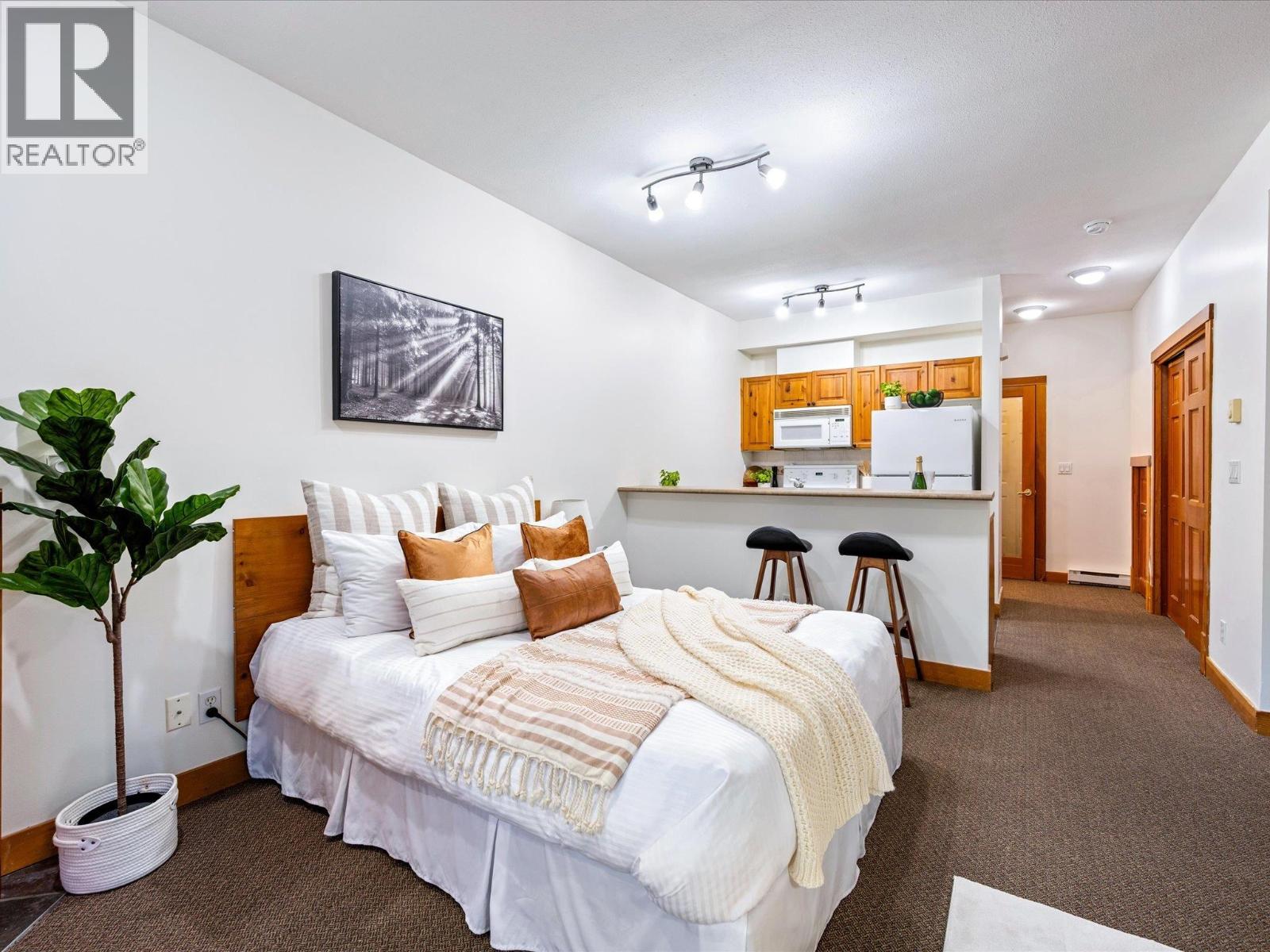 204 4405 BLACKCOMB WAY, Whistler