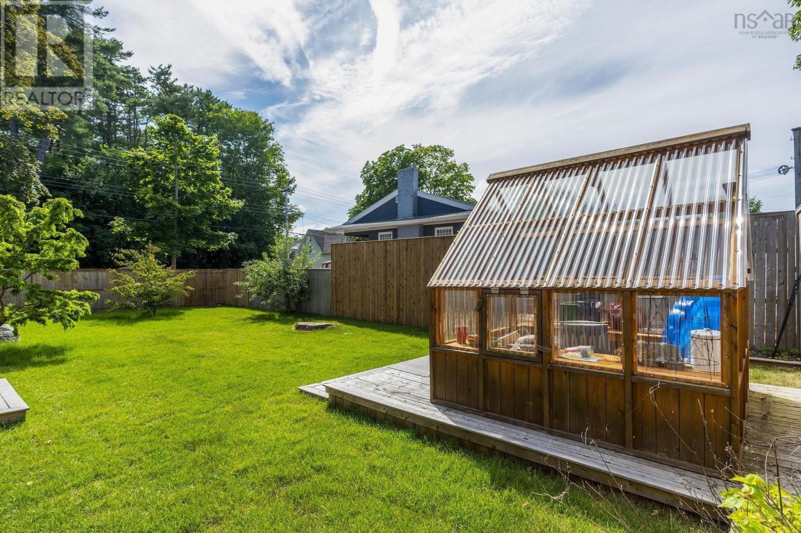 Property 10 of 51 of 57 Alexandra Avenue