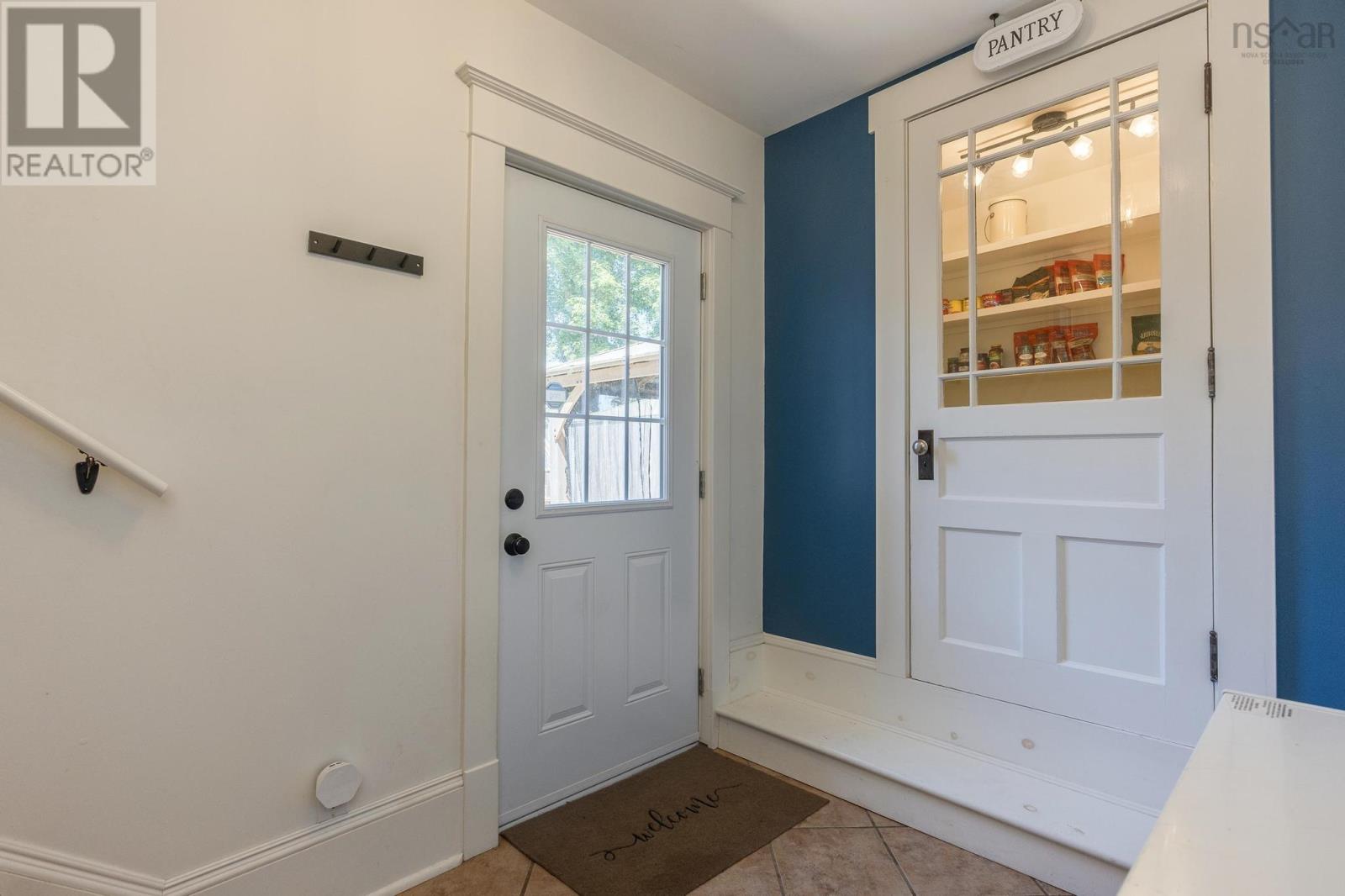 Property 26 of 51 of 57 Alexandra Avenue