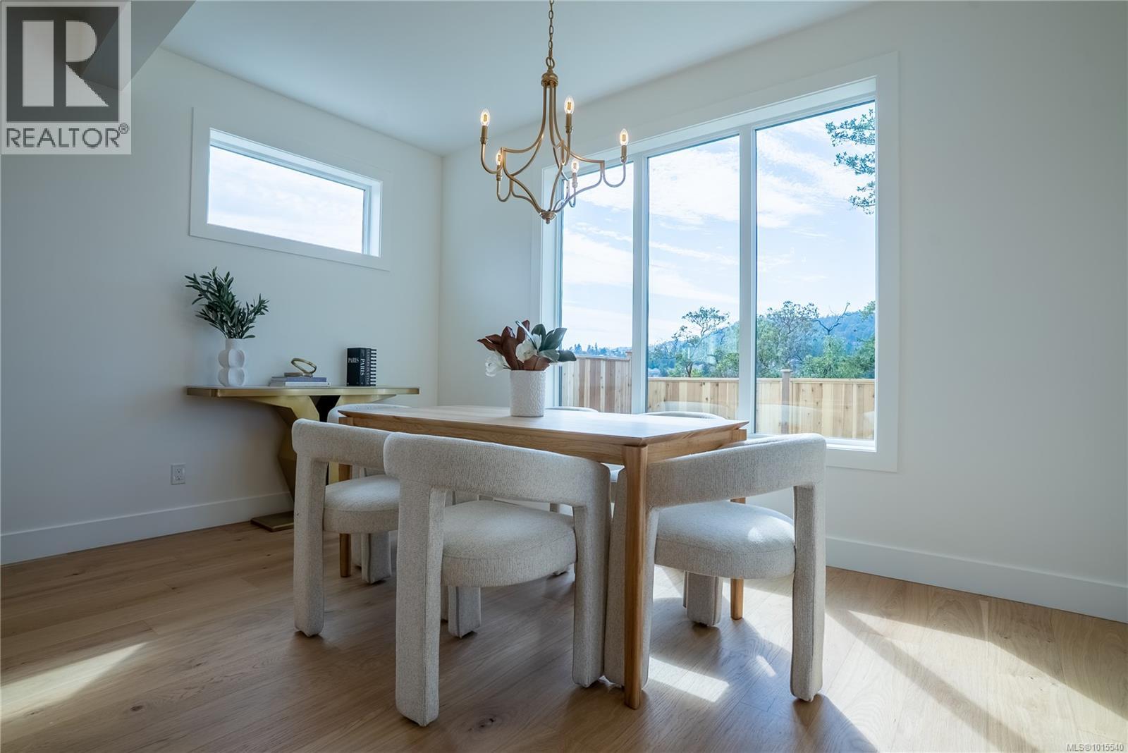  665 Madrona Place, Langford