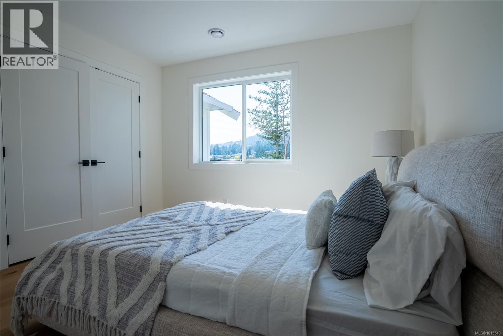  665 Madrona Place, Langford
