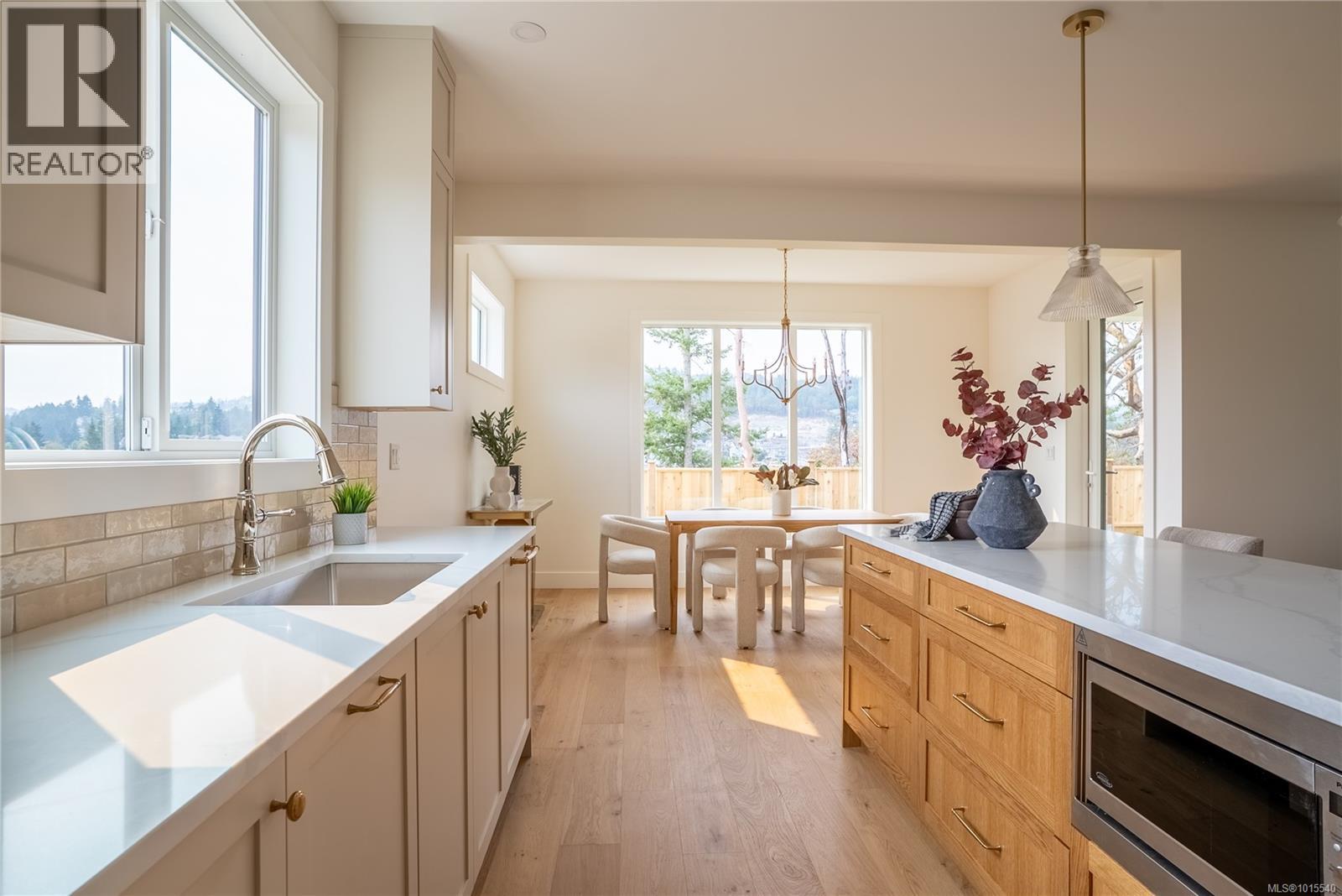  665 Madrona Place, Langford