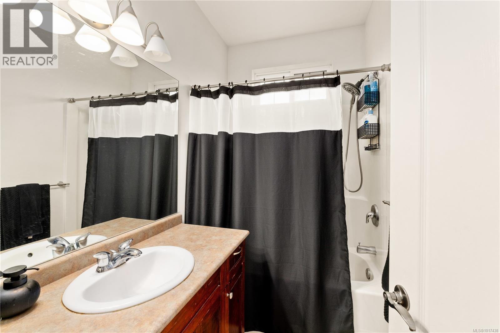  2168 Kingbird Drive, Langford