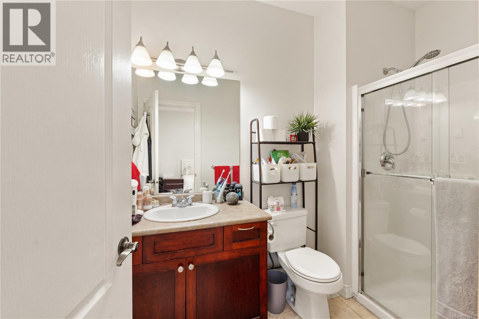  2168 Kingbird Drive, Langford