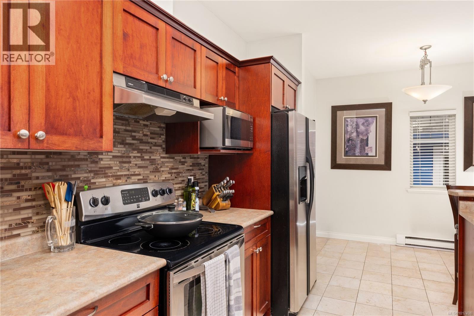  2168 Kingbird Drive, Langford