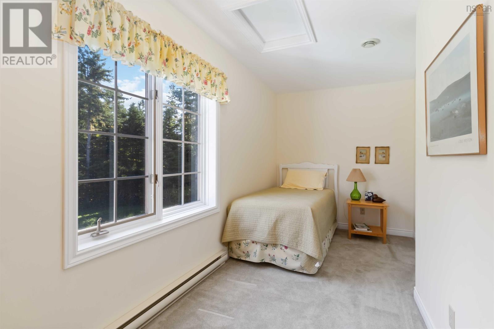 Property 22 of 35 of 42 Pierce Point Road