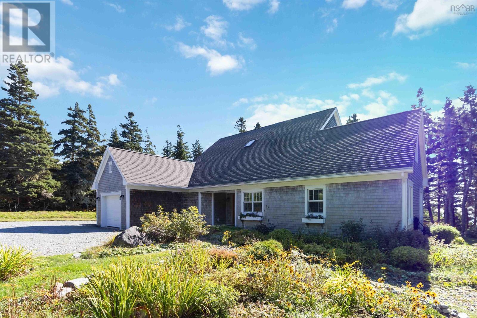 Property 26 of 35 of 42 Pierce Point Road