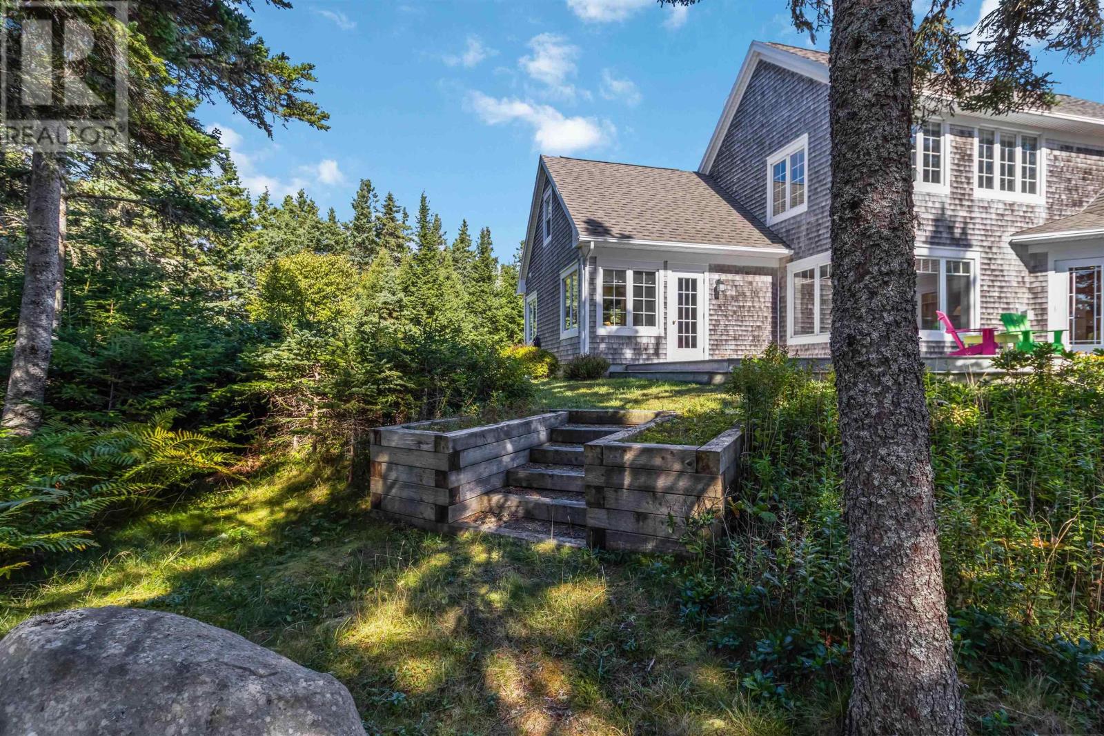 Property 28 of 35 of 42 Pierce Point Road