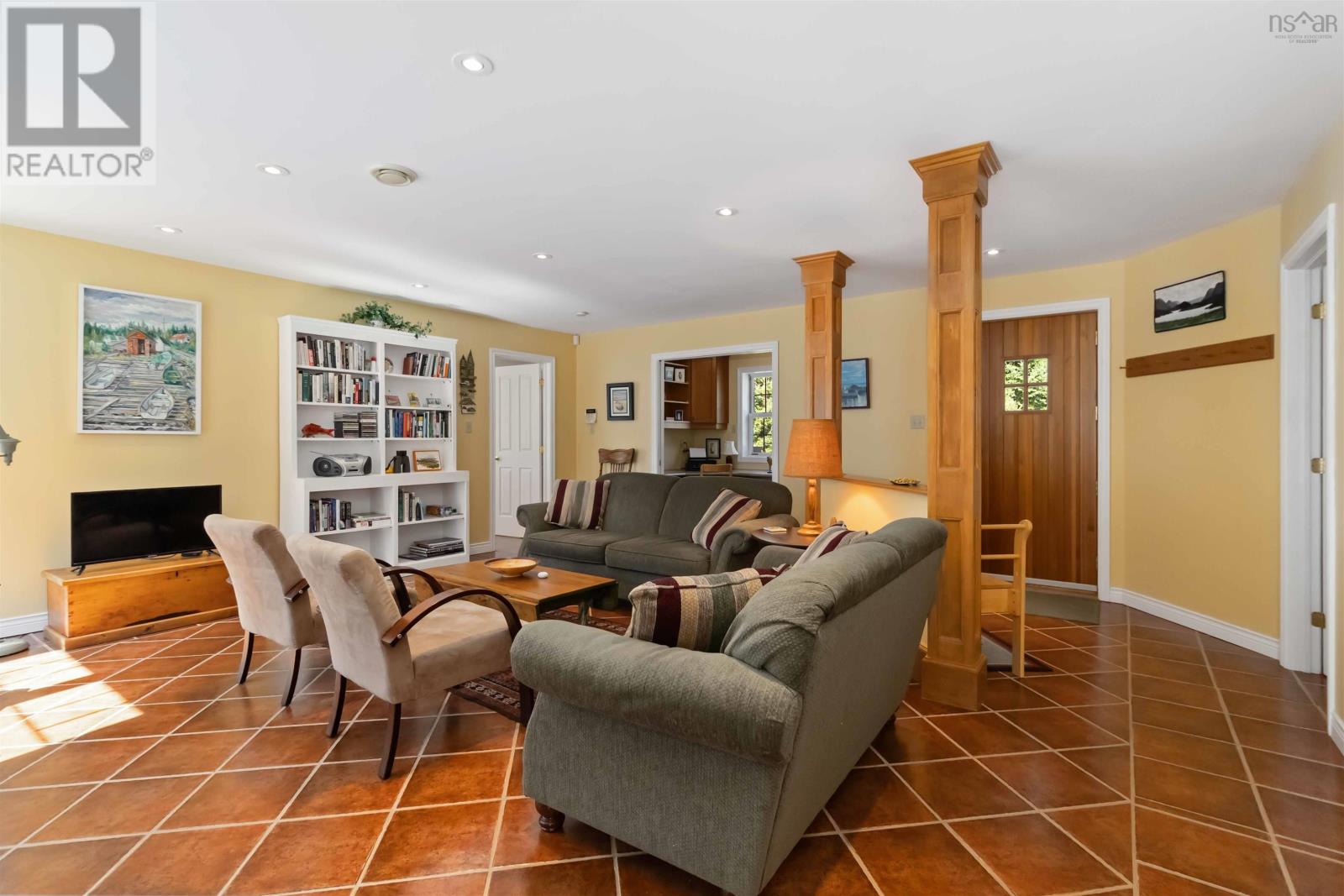 Property 9 of 35 of 42 Pierce Point Road