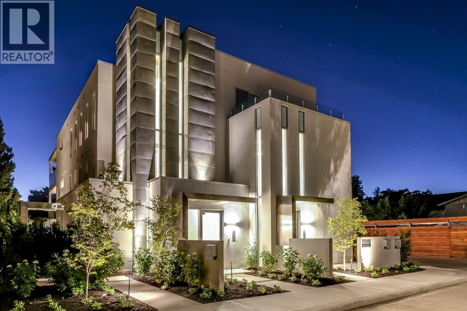201 2630 Bath Street, Kelowna