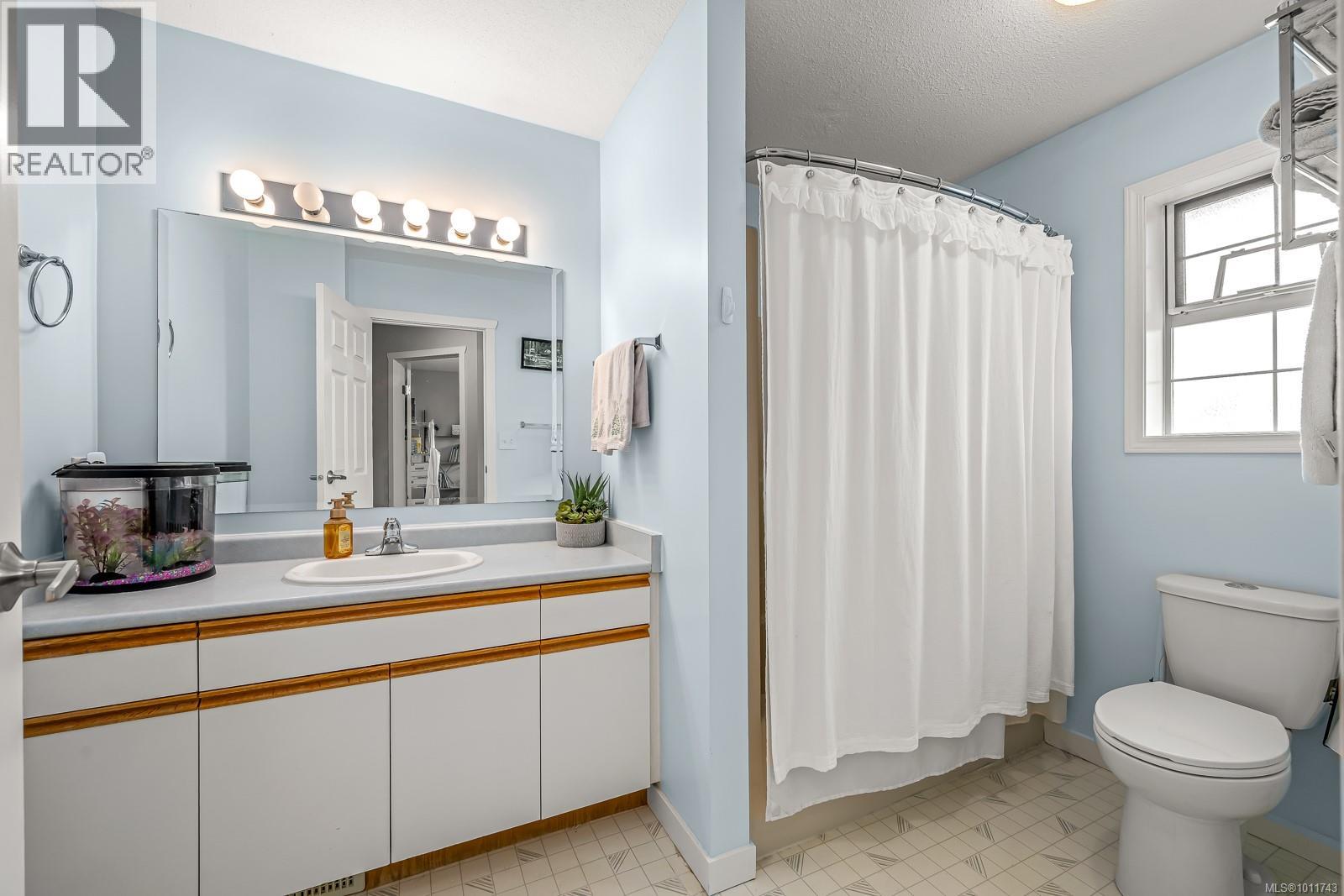 334 680 Murrelet Dr, Comox