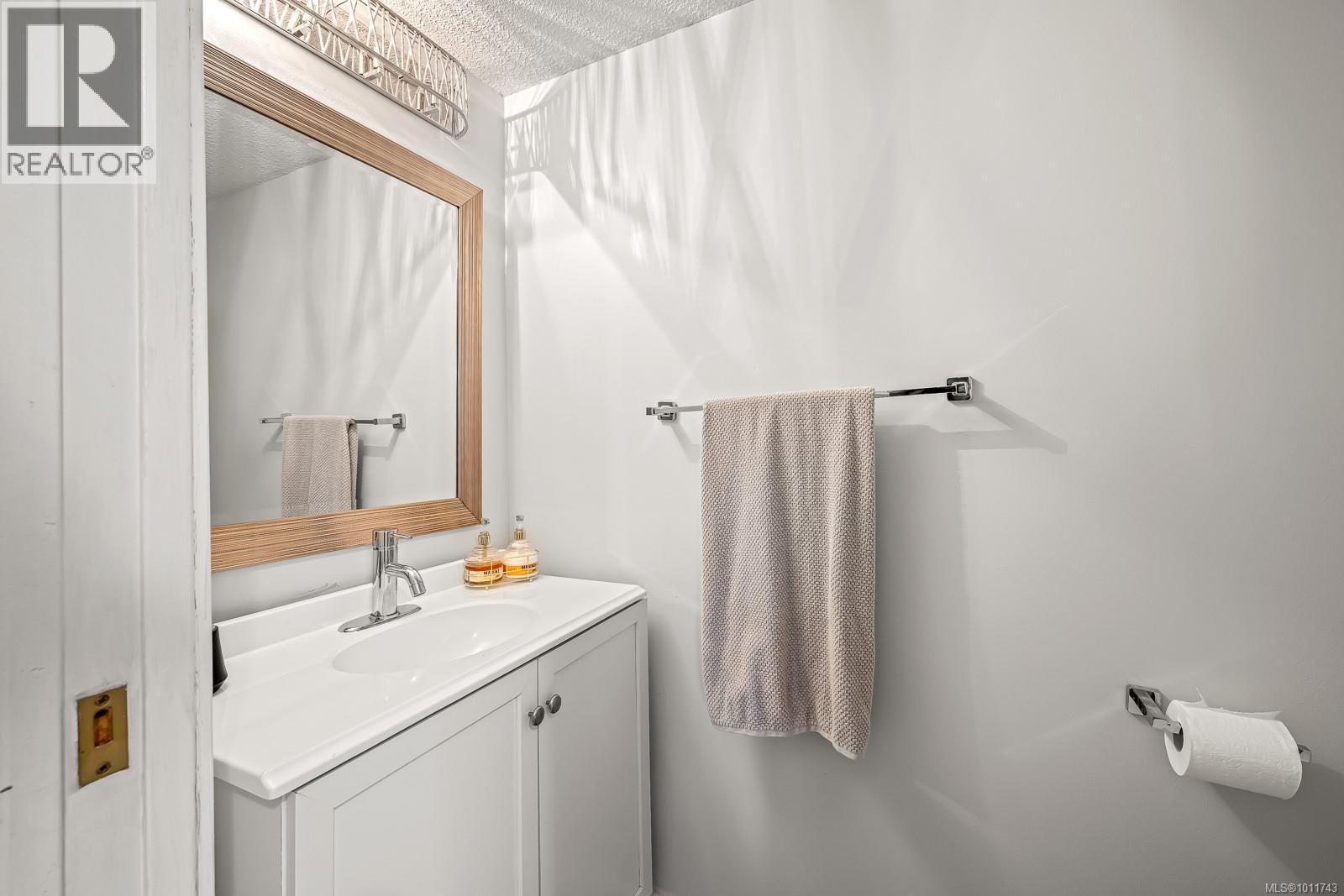 334 680 Murrelet Dr, Comox