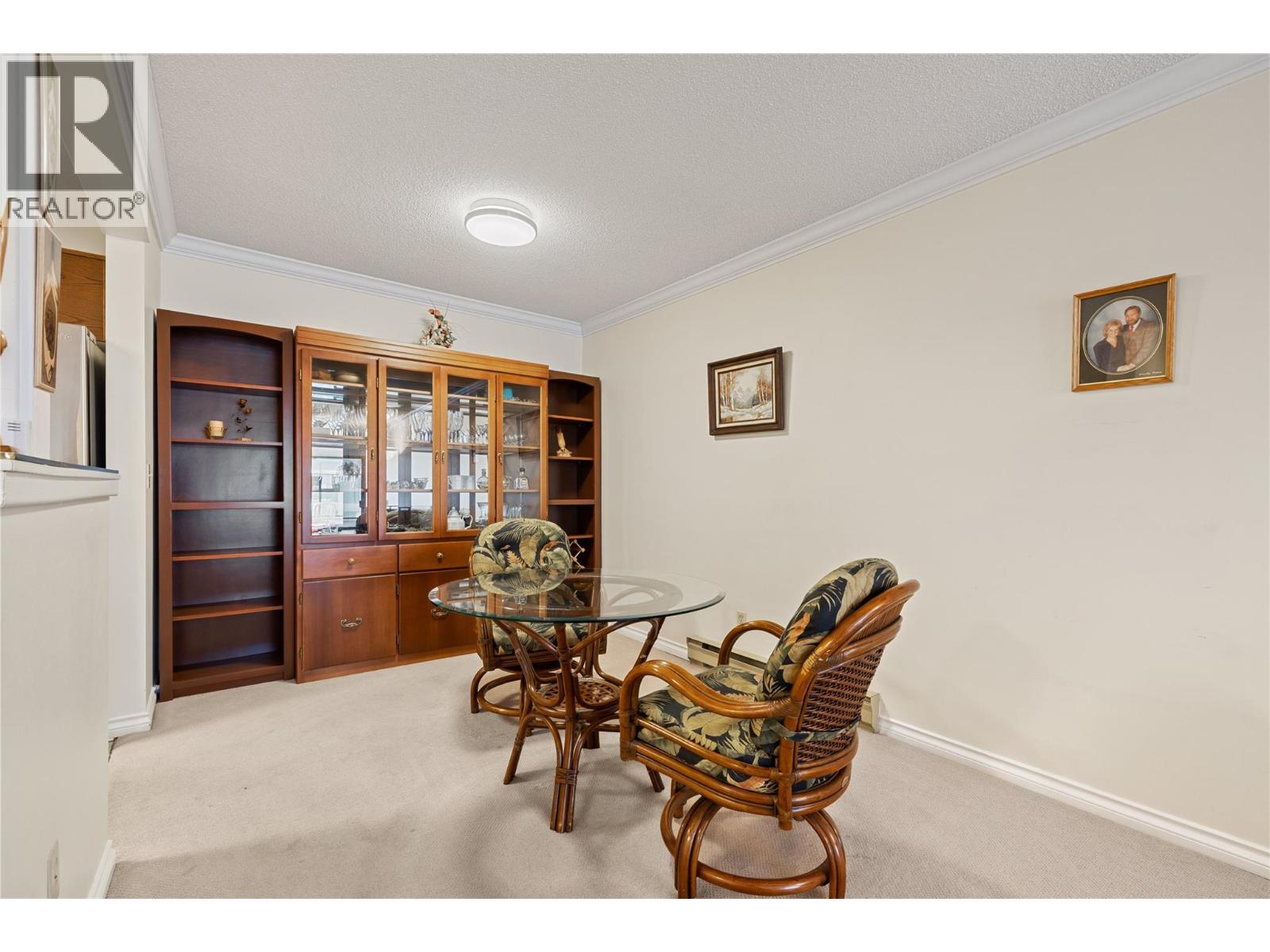 104 1035 Bernard Avenue, Kelowna