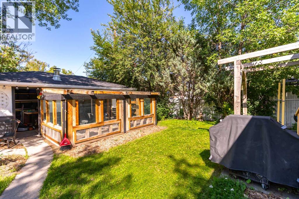 Single Family House Bungalow for Sale in  Lynnwood Drive SE Ogden Calgary 