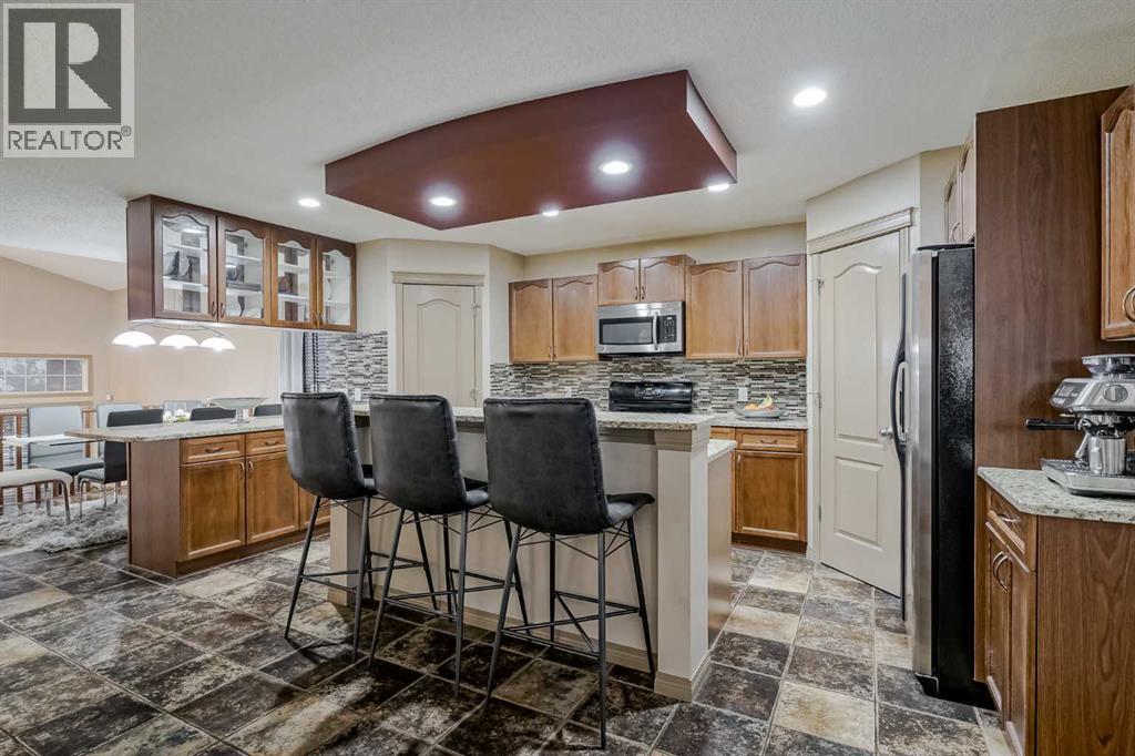 Single Family House 5 Level for Sale in  Kincora Park NW Kincora Calgary 