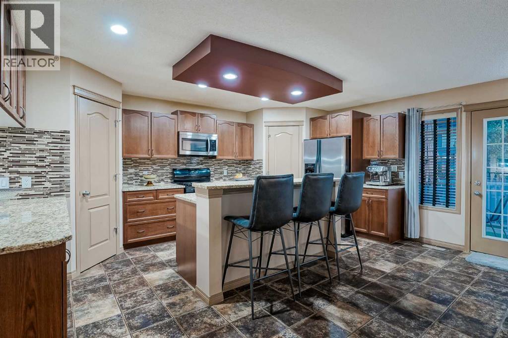 Single Family House 5 Level for Sale in  Kincora Park NW Kincora Calgary 