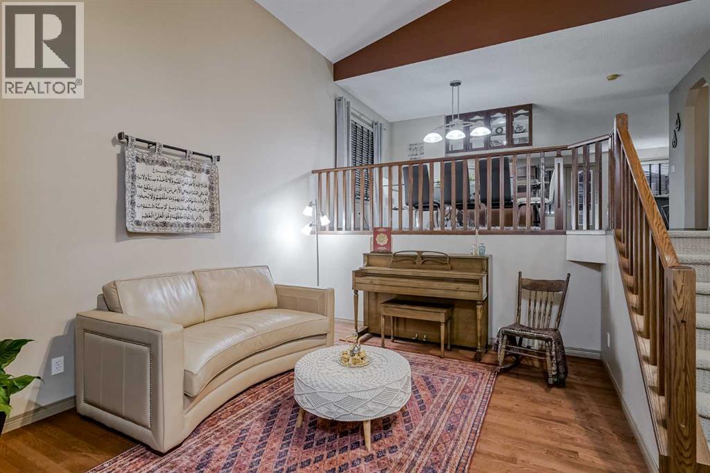 Single Family House 5 Level for Sale in  Kincora Park NW Kincora Calgary 