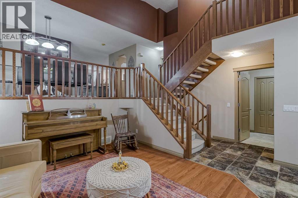 Single Family House 5 Level for Sale in  Kincora Park NW Kincora Calgary 