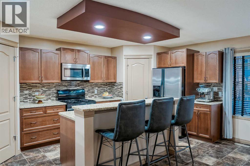 Single Family House 5 Level for Sale in  Kincora Park NW Kincora Calgary 