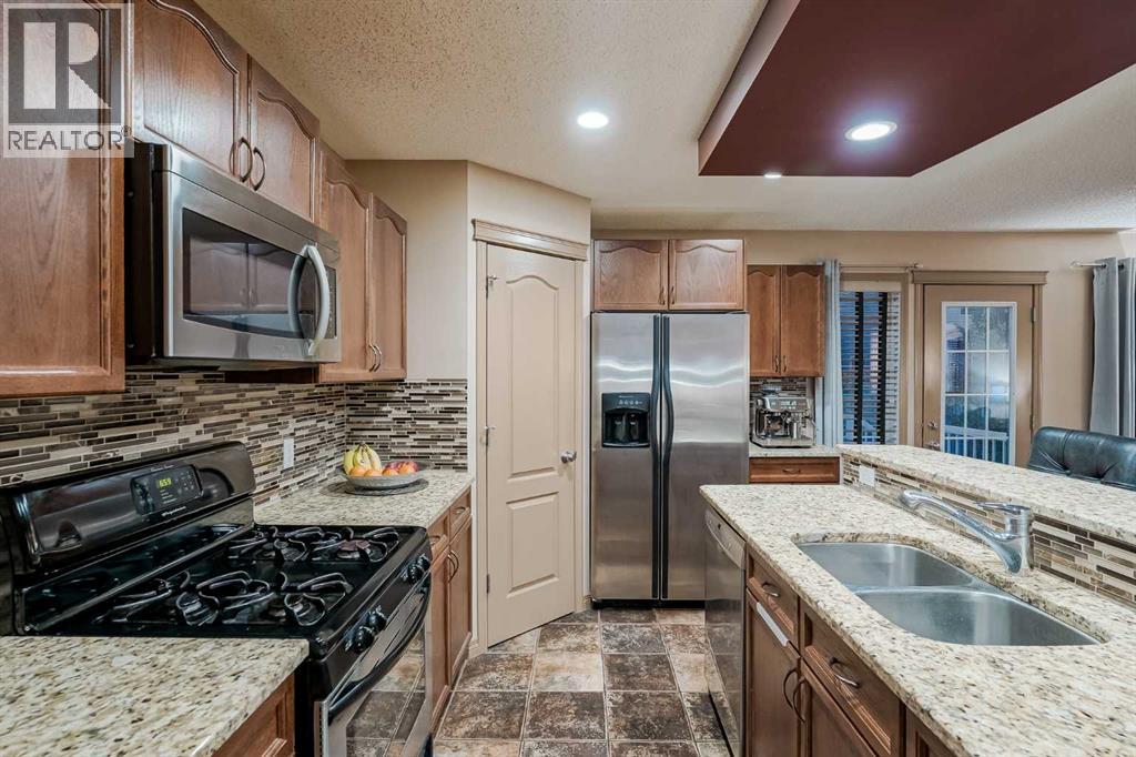 Single Family House 5 Level for Sale in  Kincora Park NW Kincora Calgary 