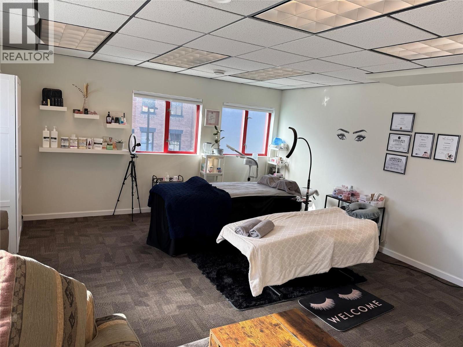 Unit B 125 HALL Street, Nelson