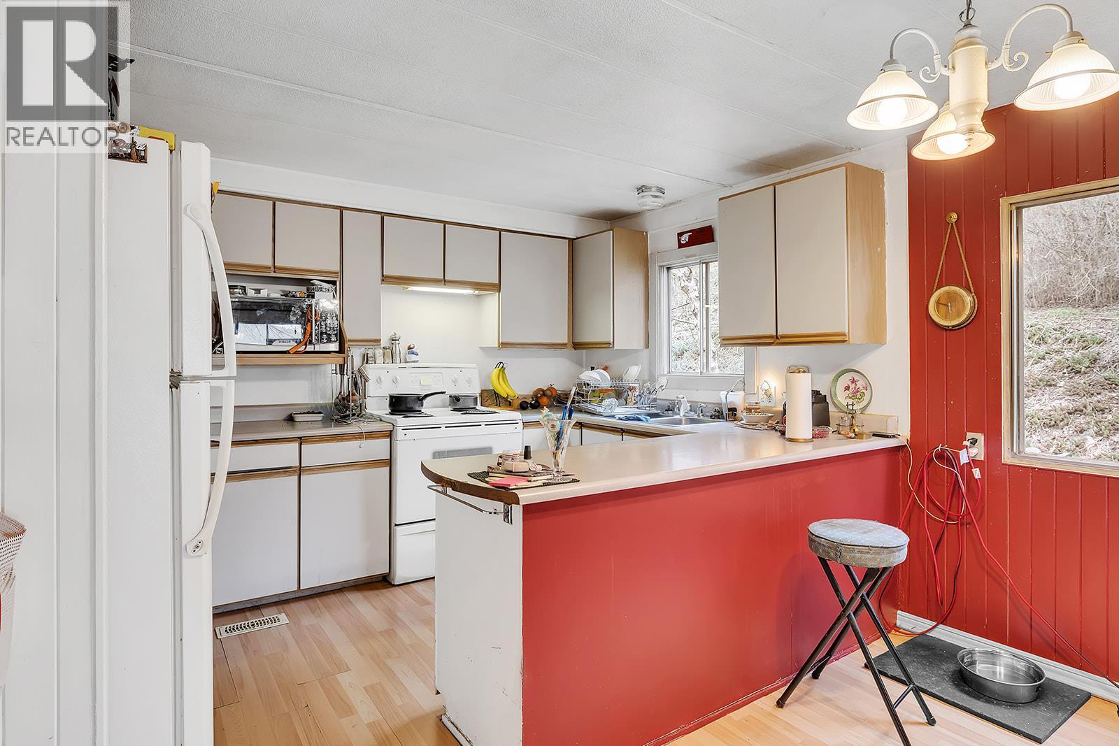  17680 Rawsthorne Road, Lake Country