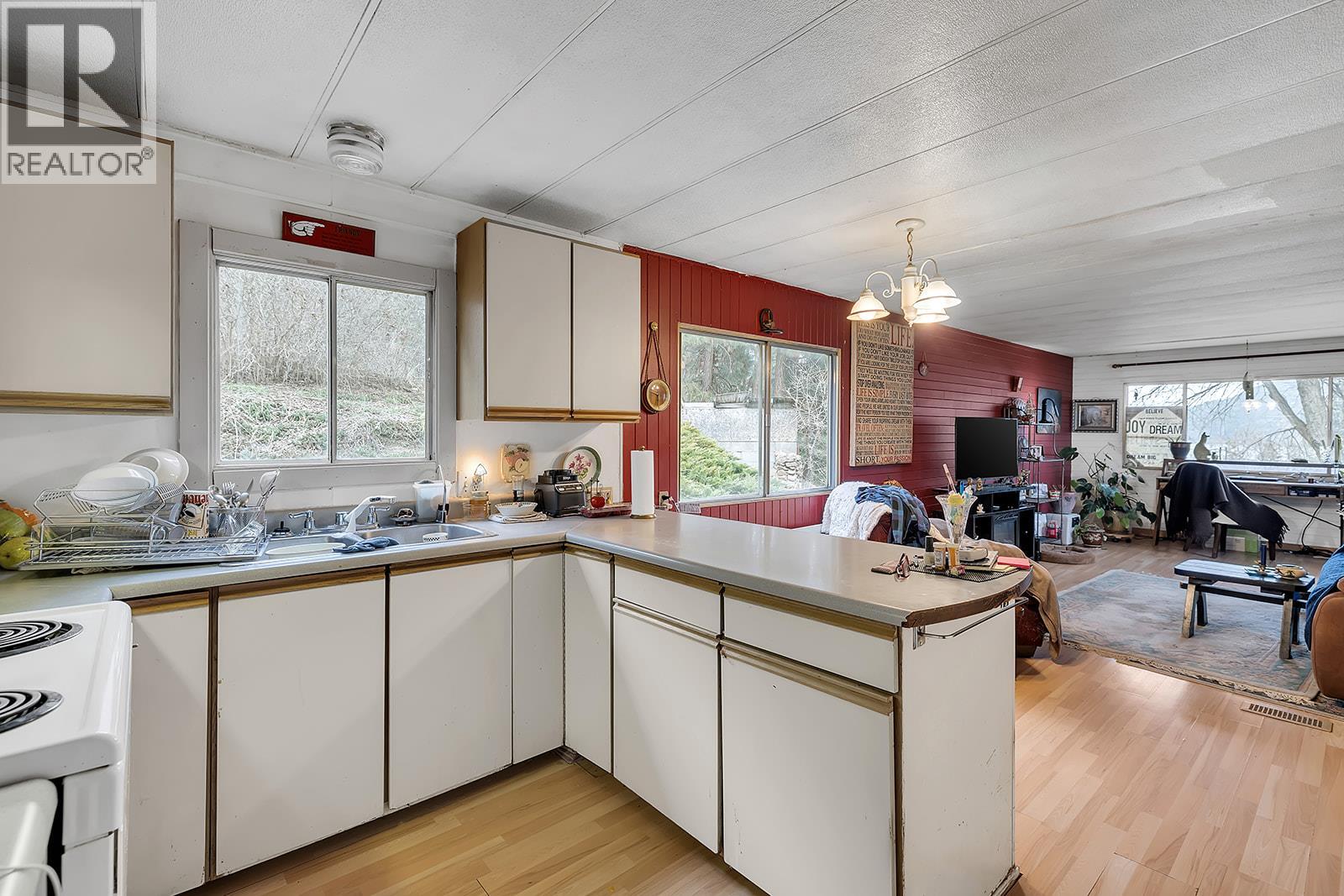  17680 Rawsthorne Road, Lake Country