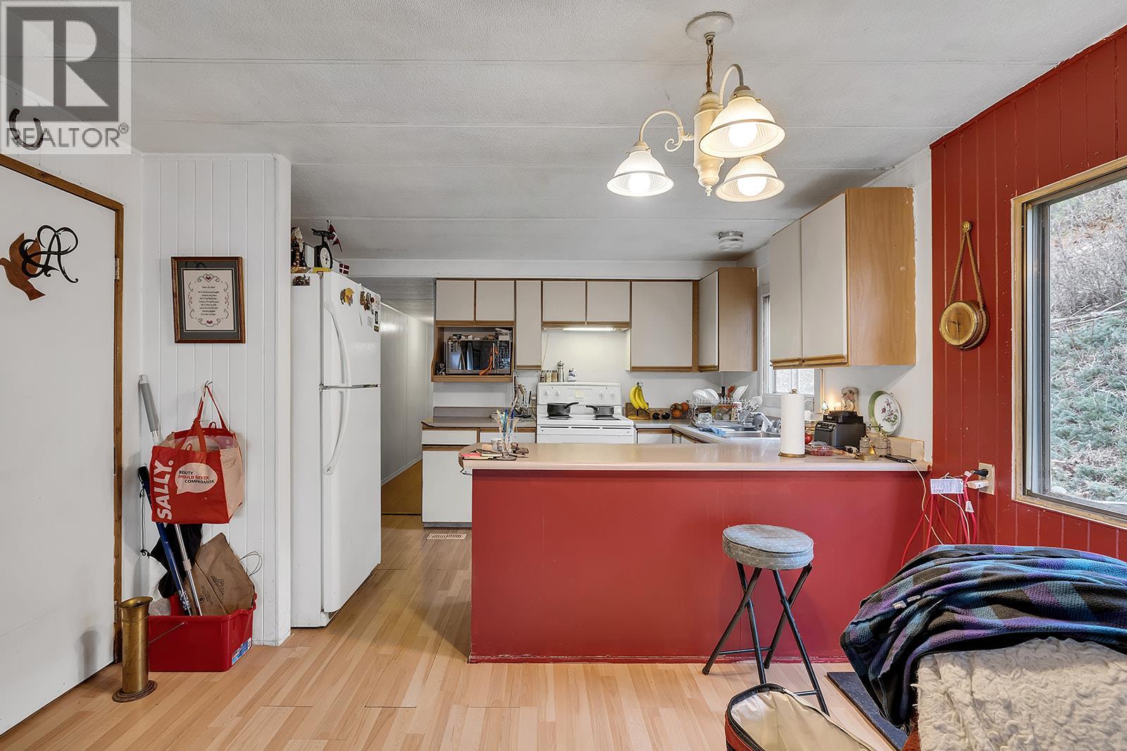  17680 Rawsthorne Road, Lake Country