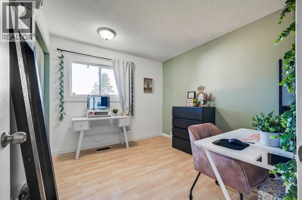 Single Family House Bungalow for Sale in  Queensland Drive SE Queensland Calgary 