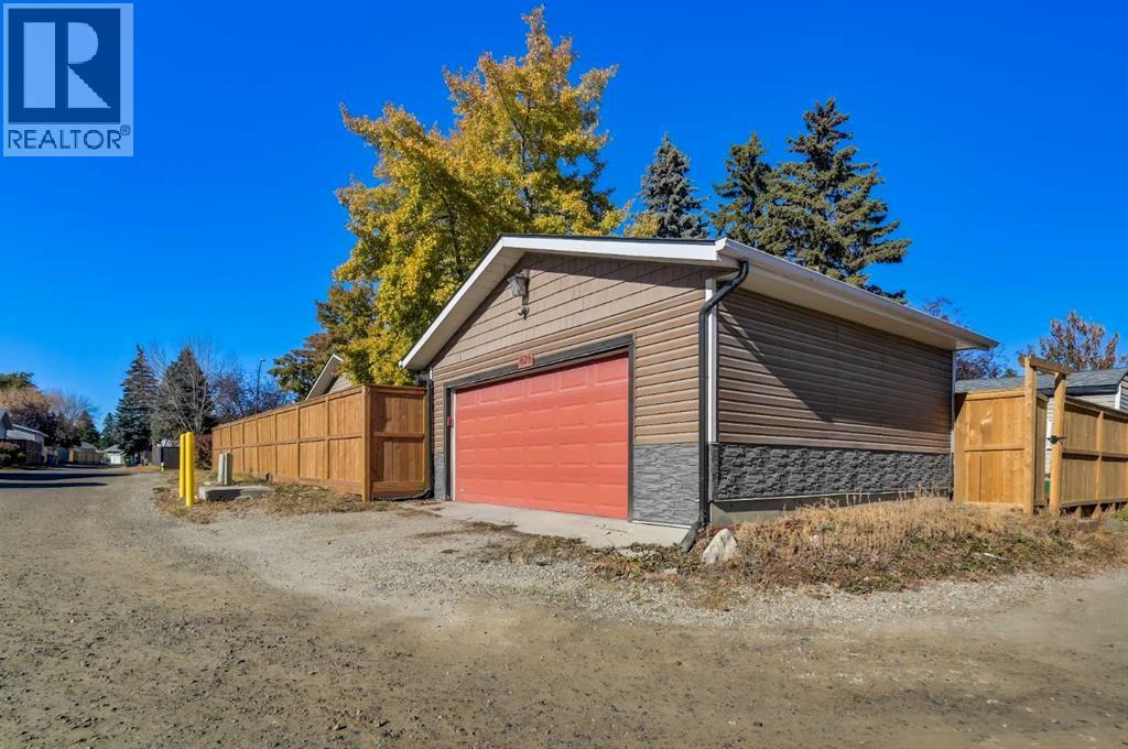 Single Family House Bungalow for Sale in  Queensland Drive SE Queensland Calgary 