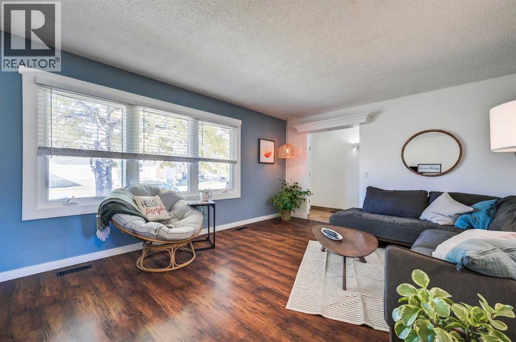 Single Family House Bungalow for Sale in  Queensland Drive SE Queensland Calgary 