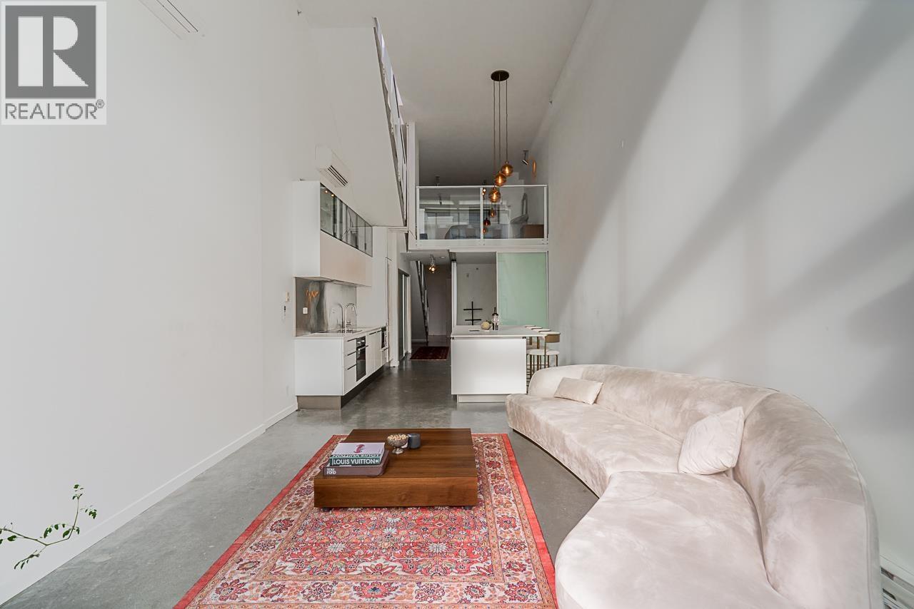 PH609 53 W HASTINGS STREET, Vancouver