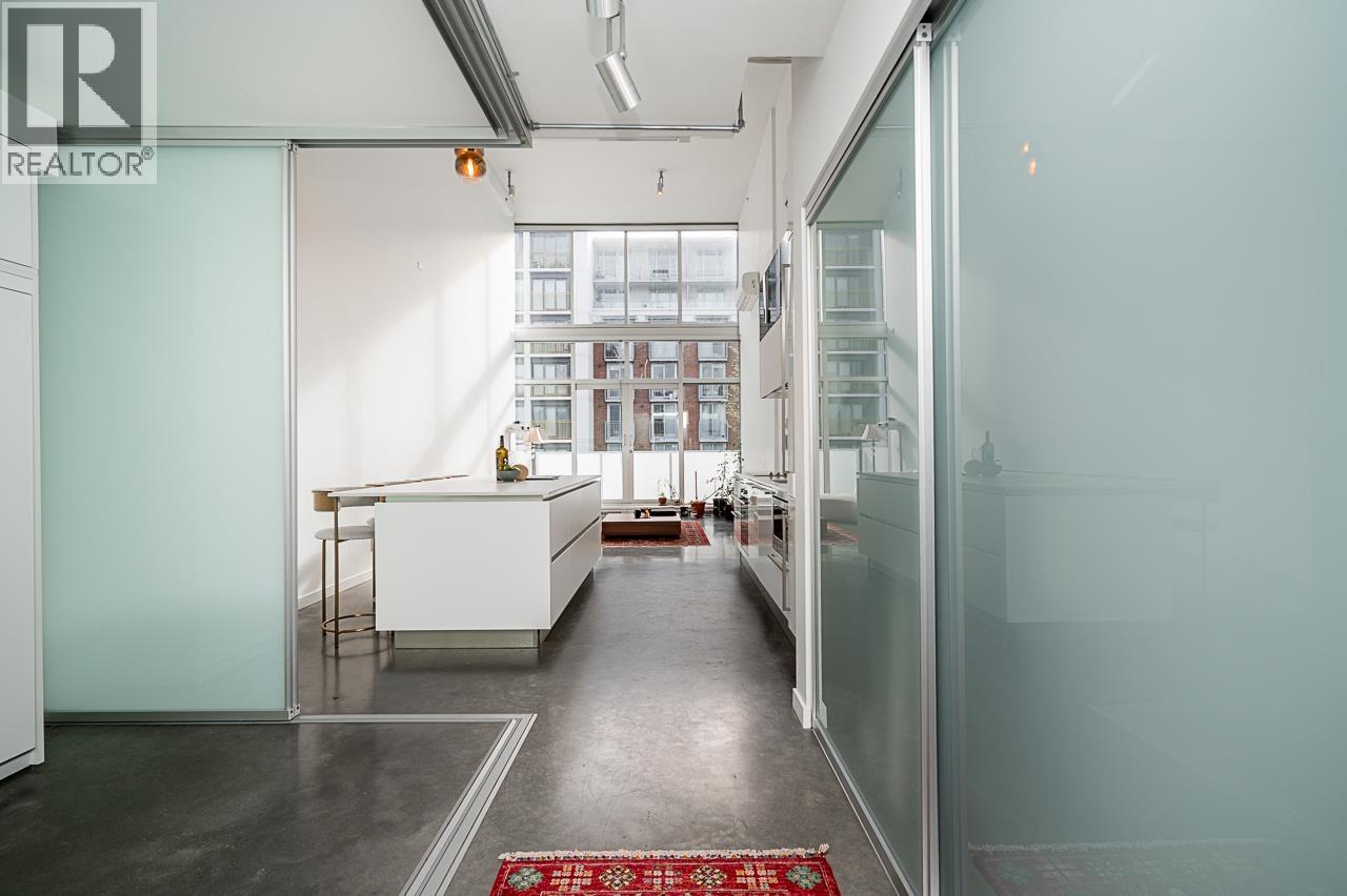 PH609 53 W HASTINGS STREET, Vancouver