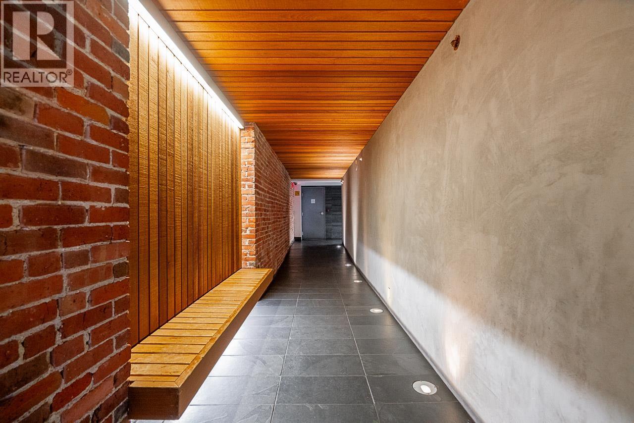 PH609 53 W HASTINGS STREET, Vancouver