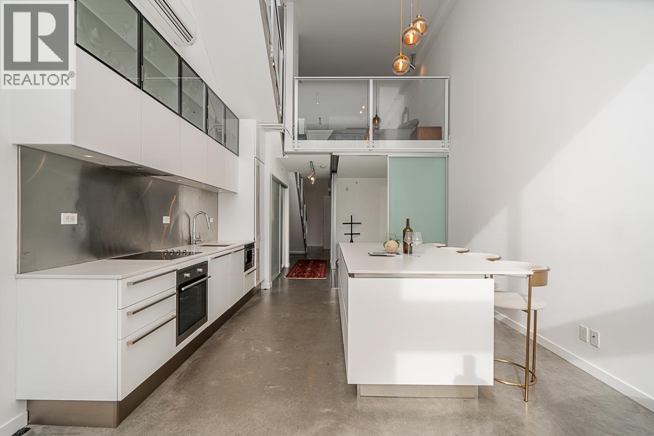 PH609 53 W HASTINGS STREET, Vancouver