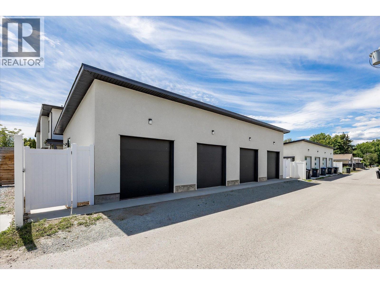 1 840 Grenfell Avenue, Kelowna