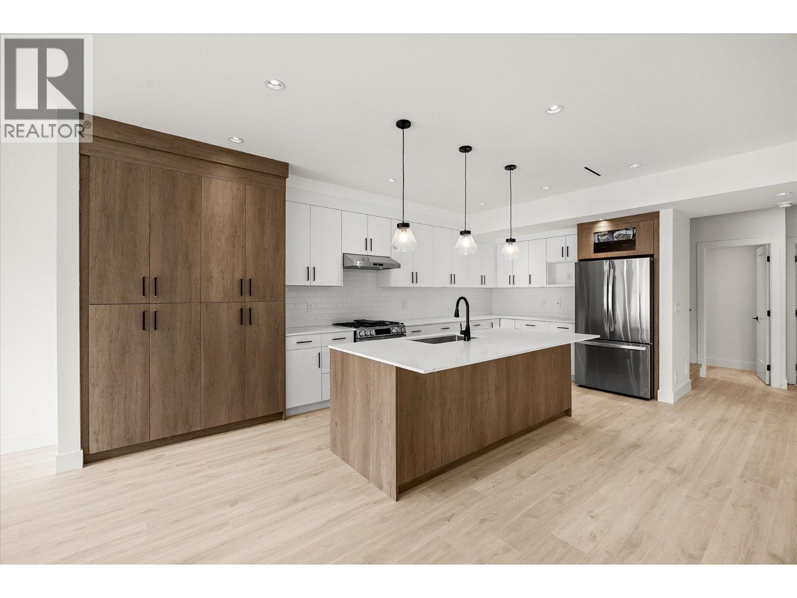 1 840 Grenfell Avenue, Kelowna
