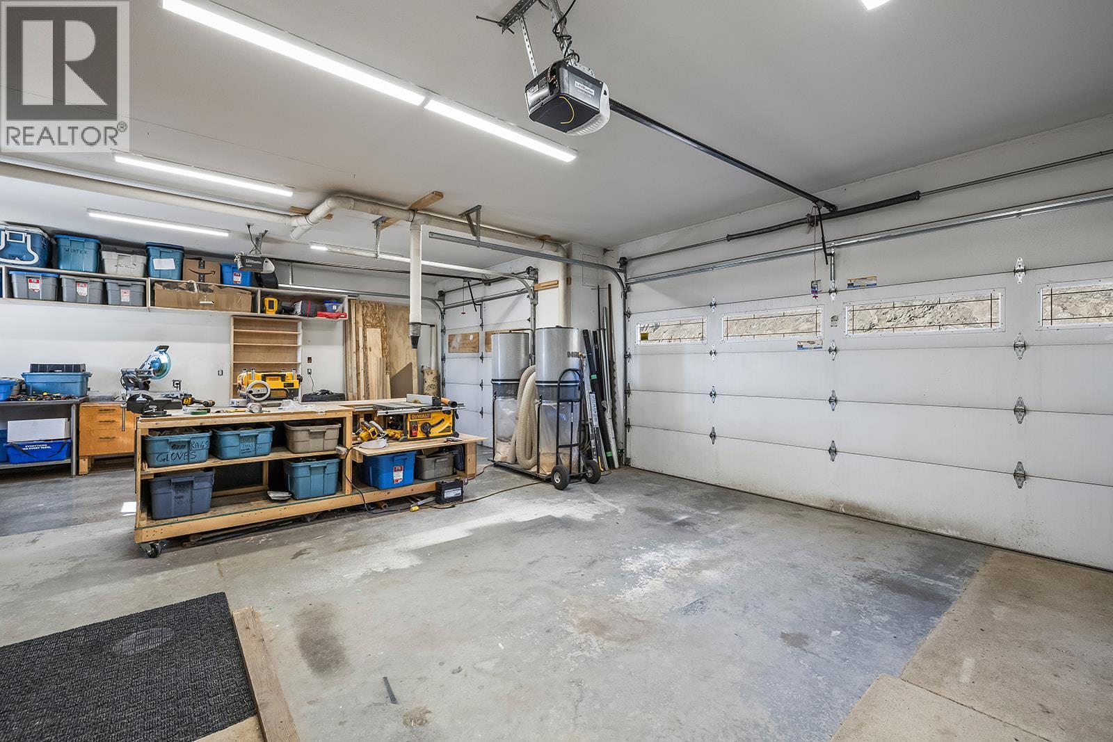  2031 Rosealee Lane, West Kelowna