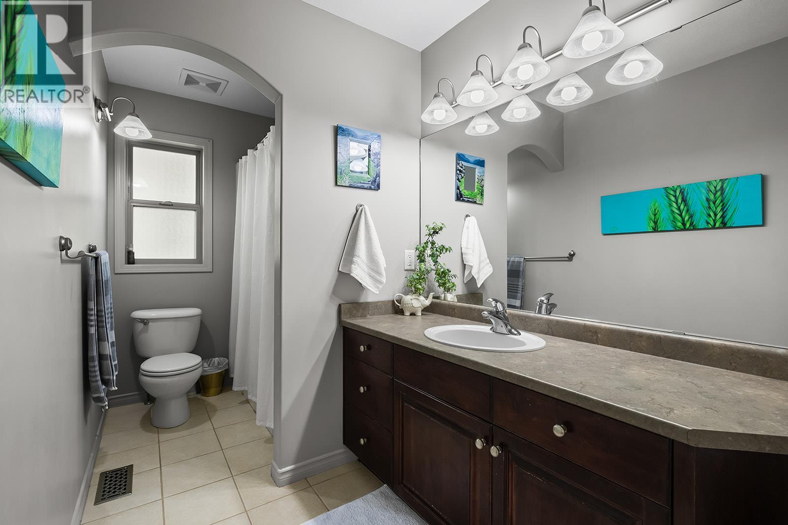  2031 Rosealee Lane, West Kelowna