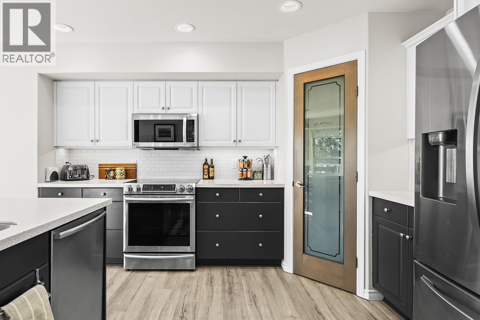  2031 Rosealee Lane, West Kelowna