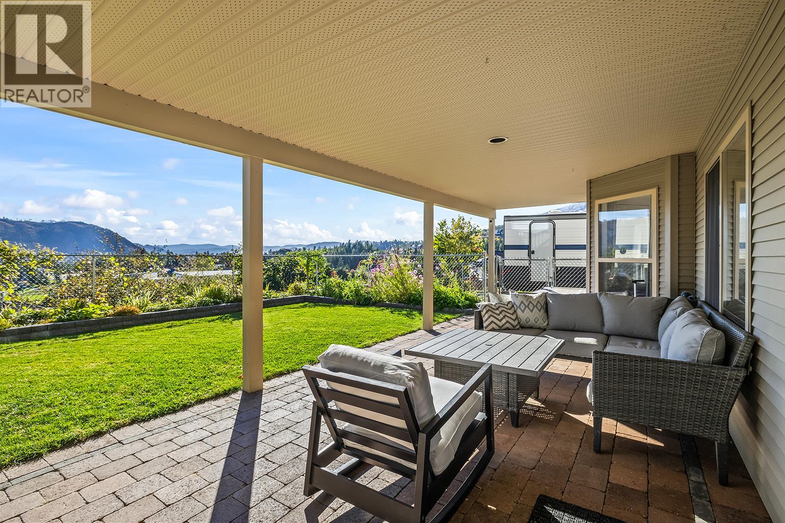  2031 Rosealee Lane, West Kelowna