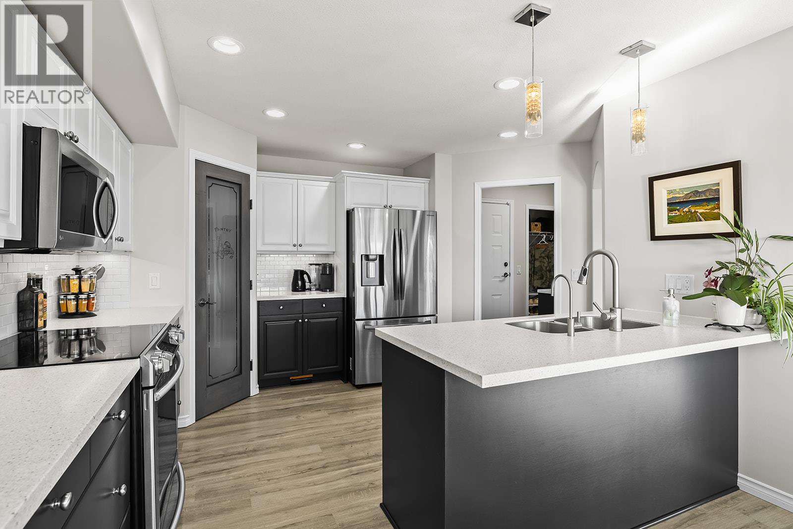  2031 Rosealee Lane, West Kelowna